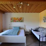 Bauernhof Erleben - Stilvolle 120m2 Im Mostviertel Apartamento