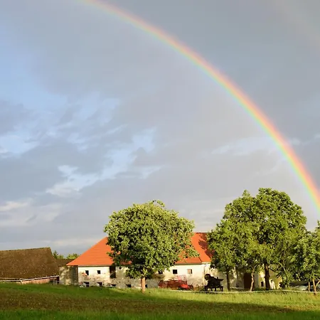Bauernhof Erleben - Stilvolle 120m2 Im Mostviertel *