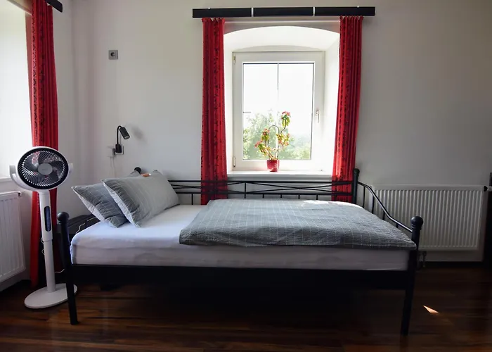 Bauernhof Erleben - Stilvolle 120m2 Im Mostviertel Apartment